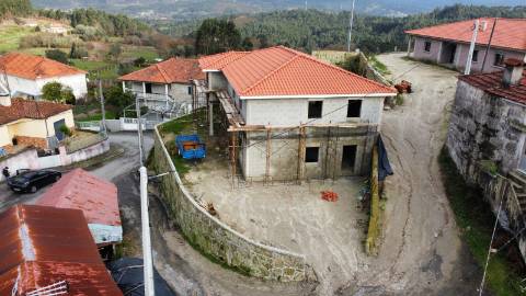Moradia T3 em Construção - Sabadim, Arcos de Valdevez