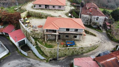 Moradia T3 em Construção - Sabadim, Arcos de Valdevez
