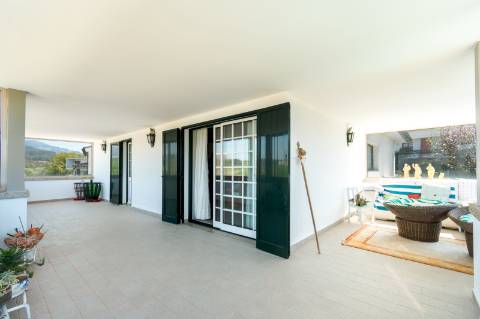 Excelente moradia T5 vistas rio