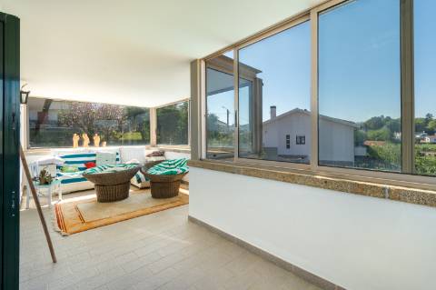 Excelente moradia T5 vistas rio