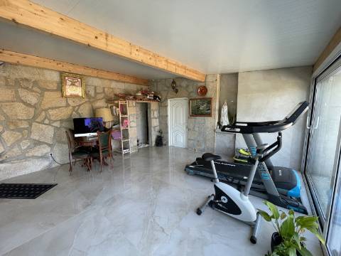 Moradia V3 de Luxo em Rebordões (Santa Maria), Ponte de Lima