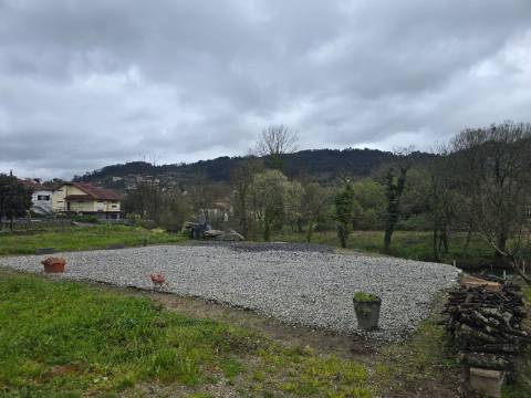 Terreno Nogueira
