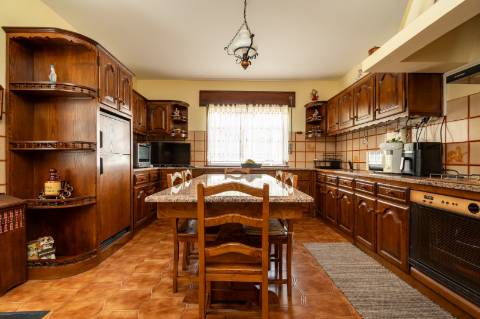 Moradia em Refoios com vistas excelentes
