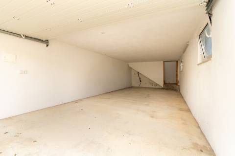 Moradia T3 com Vistas Desafogadas em Zona de Montanha