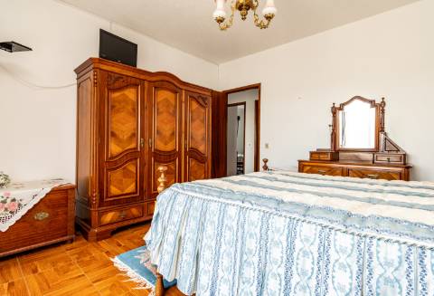 Moradia T3 com amplo terreno em Oliveirinha, Aveiro