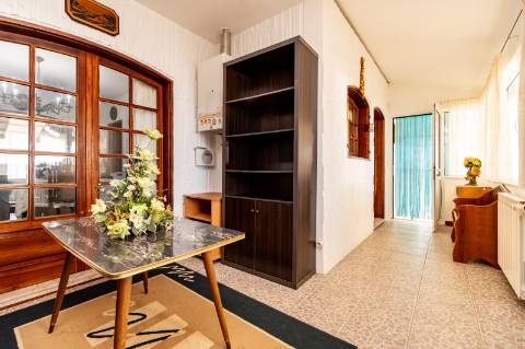 Moradia T3 com amplo terreno em Oliveirinha, Aveiro