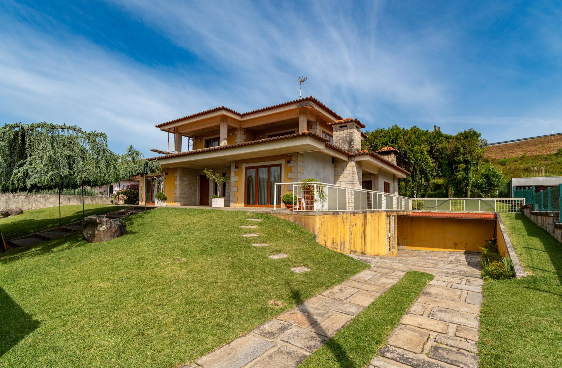 Excelente moradia V4 em Sequeira - Braga