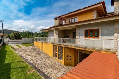 Excelente moradia V4 em Sequeira - Braga