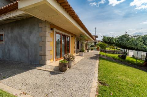 Excelente moradia V4 em Sequeira - Braga