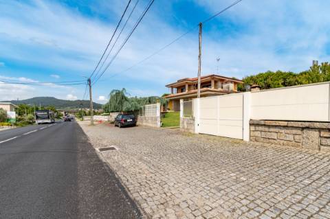 Excelente moradia V4 em Sequeira - Braga