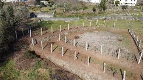 Terreno com 1.480 m² - Loureda, Arcos de Valdevez