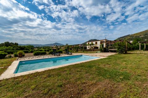 Quinta c/ Moradia V3, Piscina e Cavalariça em Arcozelo, Ponte de Lima