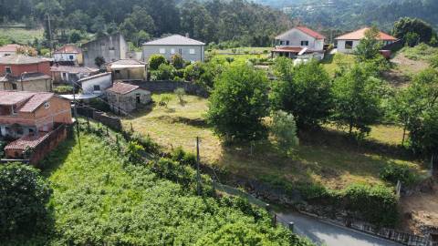 Moradia para Restauro - Arcos de Valdevez