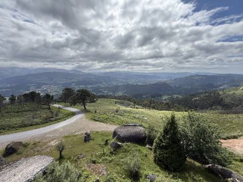 Terreno de Construção em Sabadim, Arcos de Valdevez