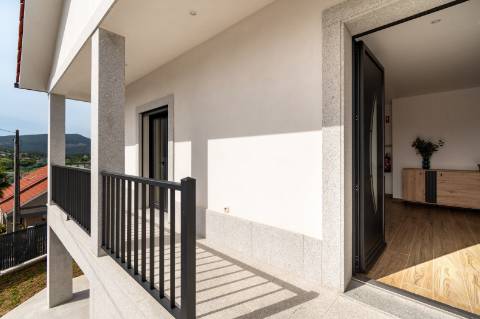 Moradia T4 Nova em Arcozelo - Ponte de Lima
