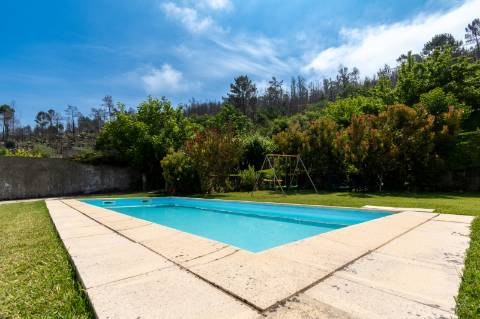 Moradia V4 Correlhã - Ponte de Lima com Piscina