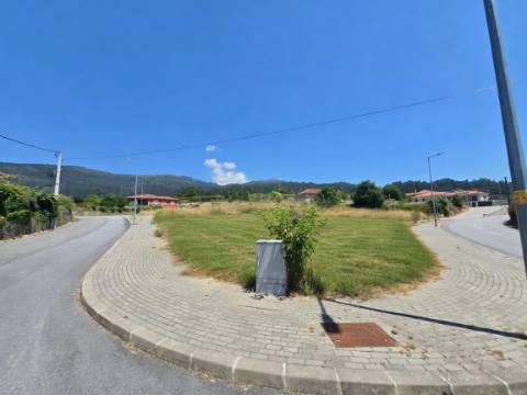 Lote nº1 de Construção Exclusivo em Refoios do Lima - O Lugar Perfeito para a Casa dos Seus Sonhos