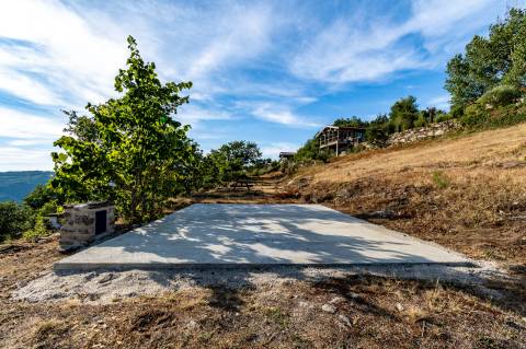 Eco-lodge com negócio em funcionamento AL + Glamping + Zona de Campismo