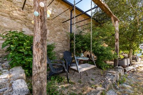 Eco-lodge com negócio em funcionamento AL + Glamping + Zona de Campismo