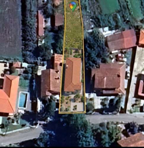 Construa a moradia dos seus sonhos no refúgio perfeito!