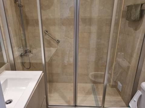 Apartamento T2 remodelado Parede-central