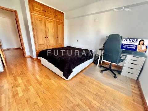 Apartamento T3 Alto da Barra - Oeiras