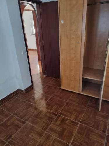 T2 rés-do-chão sem quintal - Matarraque - São Domingos de Rana