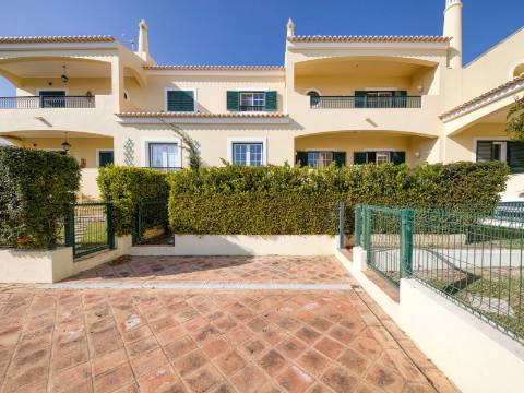 VILAMOURA - Moradia T3 próxima do GOLFE