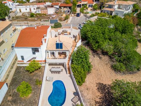 ALMANCIL (AREEIRO) - Moradia Geminada V2+1 com Piscina privada para Venda