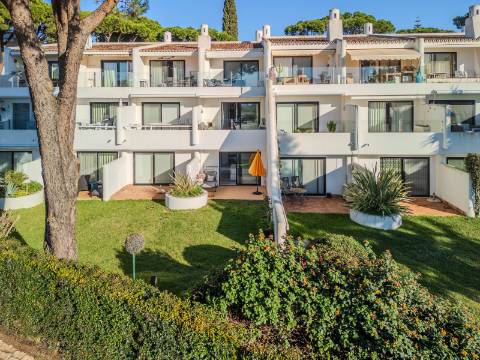 QUINTA DO LAGO - Apartamento T1 duplex renovado com VISTA MAR