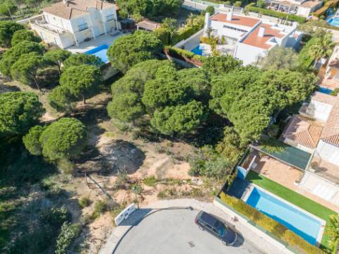 VARANDAS DO LAGO - Terreno para construção perto da praia