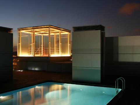 Apartamento de luxo 4 quartos piscina comum no Restelo
