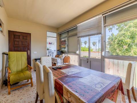 ALMANCIL - Moradia com 4 Quartos em urbanização tranquila