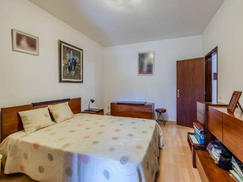 ALMANCIL - Moradia com 4 Quartos em urbanização tranquila