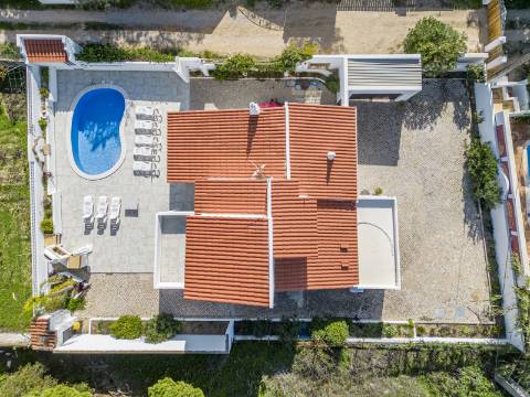 Moradia T3 a 5 minutos de Vale do Lobo e Quinta do Lago