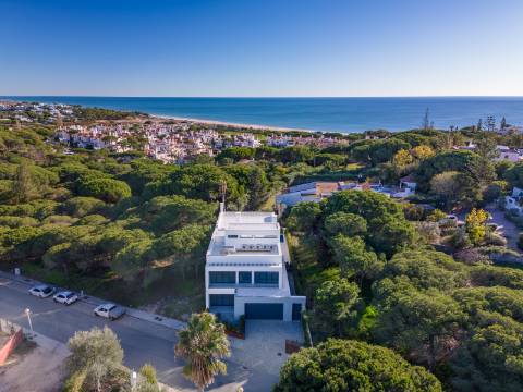 VALE DO LOBO - Moradia contemporânea com 5 suites e vista mar