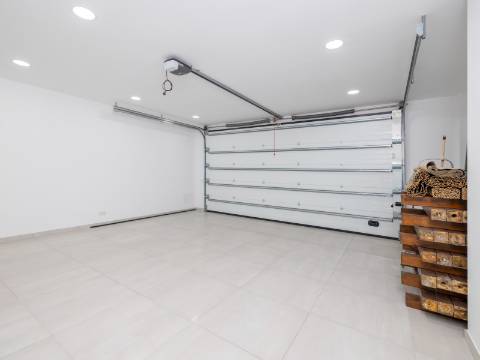 VALE DO LOBO - Moradia contemporânea com 5 suites e vista mar