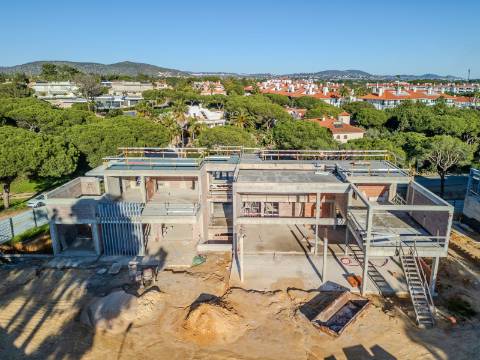 Vila Sol - Moradia Moderna de 5 Quartos, Propriedade de Golfe