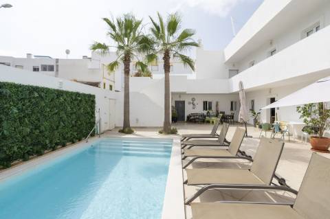 Olhão - Apartamento duplex T3 com rooftop, piscina e garagem