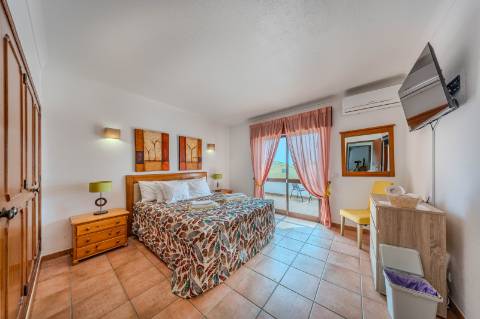 Vilamoura - Moradia T3 no Centro