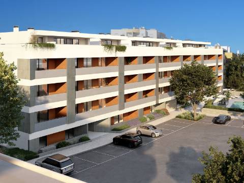 Lagos - Apartamento T2+1 em empreendimento com piscina, a 5 minutos da praia