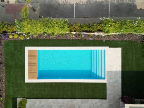 Faro - Moradia T4 em condomínio de luxo com vista para a Ria Formosa
