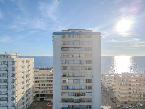 QUARTEIRA - Apartamento T1 com VISTA MAR