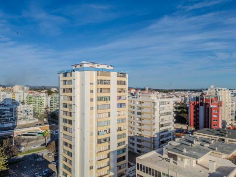 QUARTEIRA - Apartamento T1 perto da praia