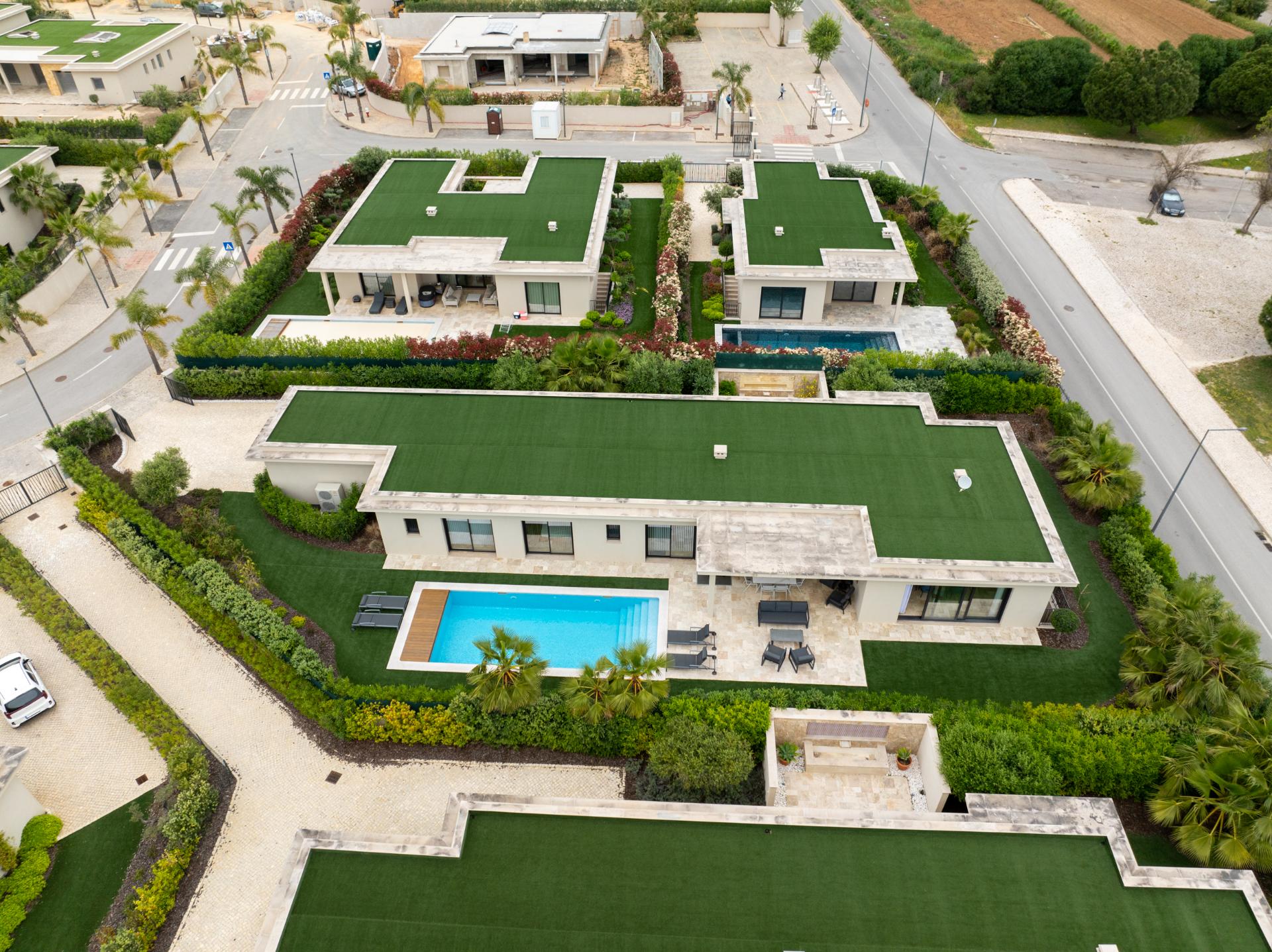 Faro - Moradia Térrea T3 de Luxo com Piscina Privada | Junto à Ria Formosa