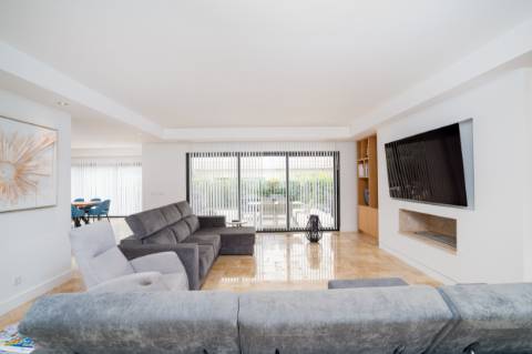 Faro - Moradia Térrea T3 de Luxo com Piscina Privada | Junto à Ria Formosa