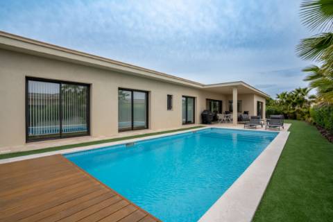 Faro - Moradia Térrea T3 de Luxo com Piscina Privada | Junto à Ria Formosa