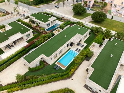 Faro - Moradia Térrea T3 de Luxo com Piscina Privada | Junto à Ria Formosa