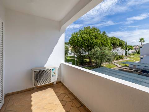 VILAMOURA - Moradia T2 em condomínio privado com piscina