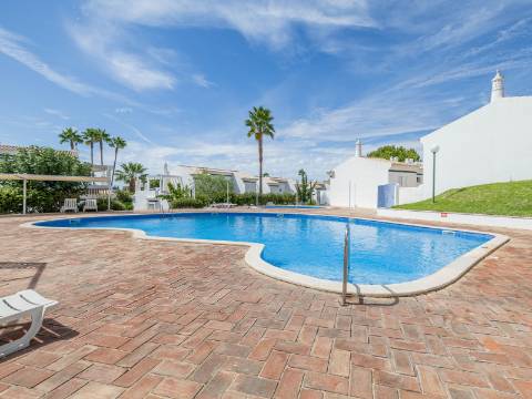 VILAMOURA - Moradia T2 em condomínio privado com piscina